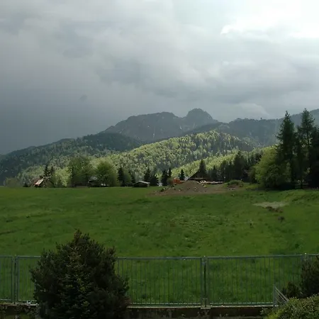 아파트 Viva Maria